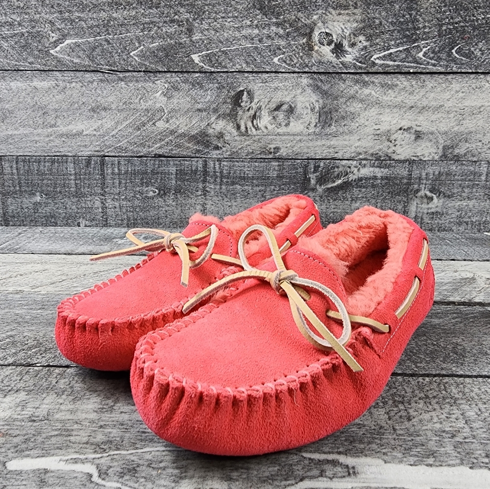 Sold New Ugg Dakota Slippers Maccasin Size 5